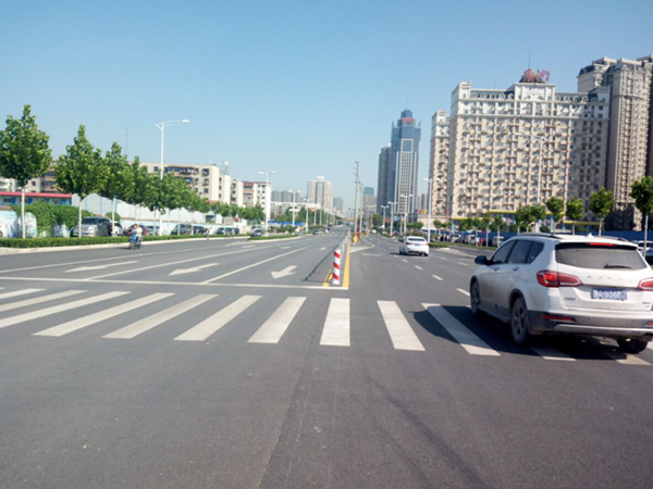 攔路電桿全拆除 桐柏南路變通途--桐柏南路（航海路-長江路）電力入地工程順利完成